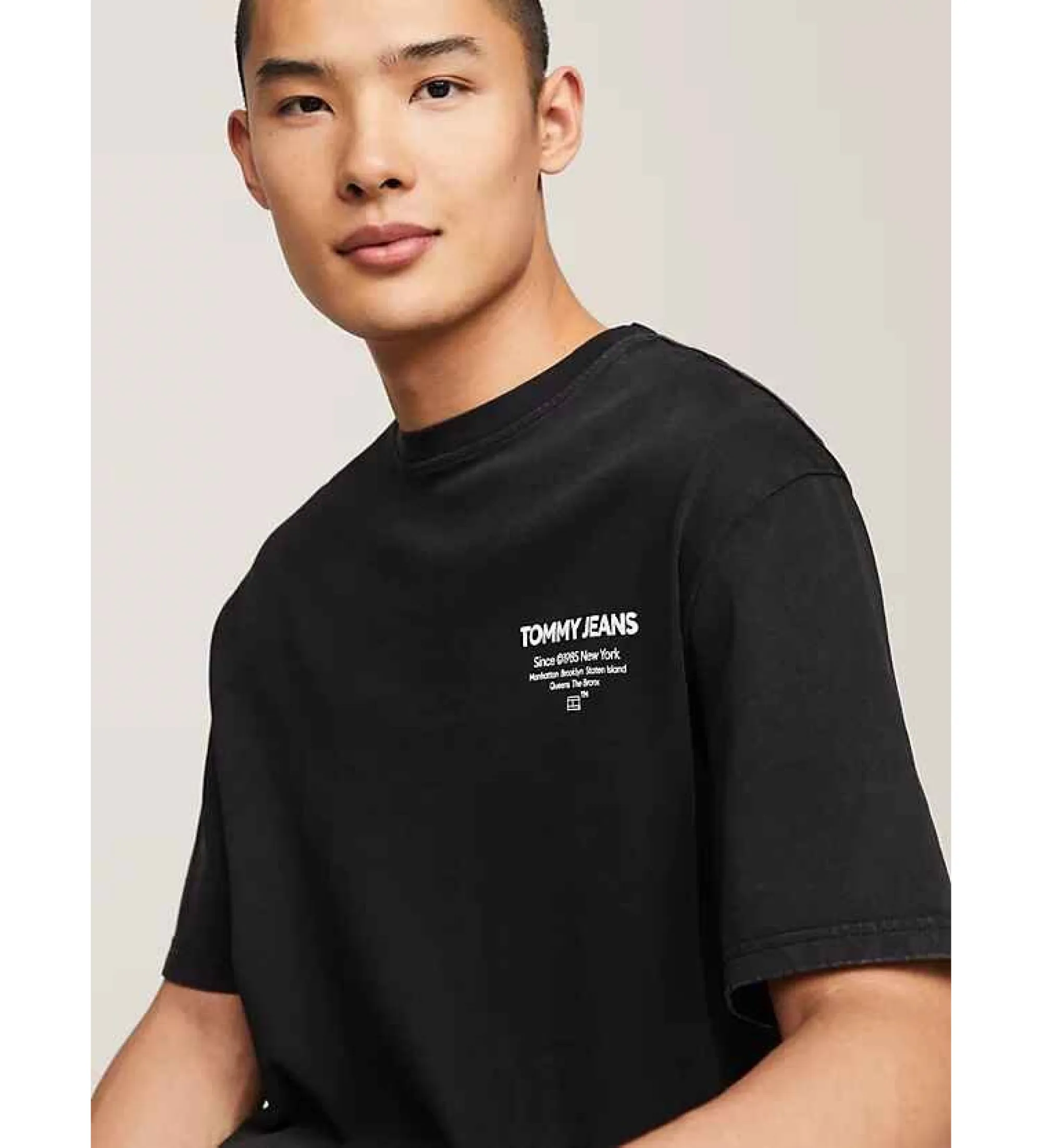 Camiseta Essential en tejido teñido en prenda negro